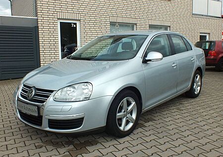 VW Jetta Volkswagen V Comfortline 1.9 TDI KLIMA/AHK/SITZH