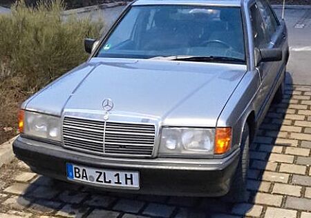 Mercedes-Benz 190 E 1.8