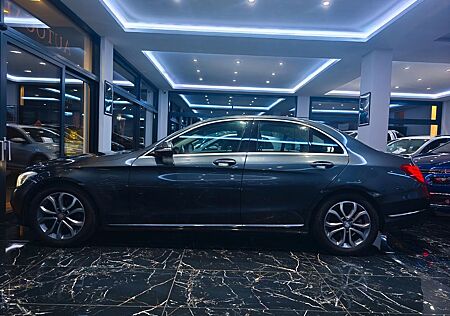 Mercedes-Benz C 220 Limousine C220 BlueTec / d