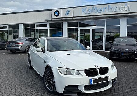 BMW M3 E92 Coupé *Alpinweiß *Carbon *V8-Power