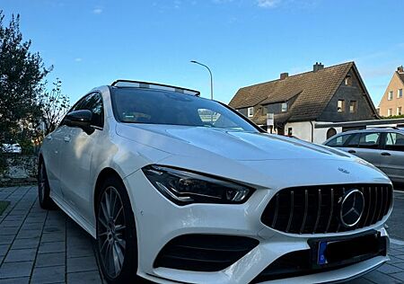 Mercedes-Benz CLA 220 4MATIC - PANO, AMG Paket, MULTIBEAM