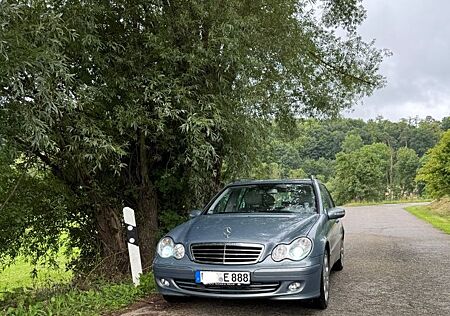 Mercedes-Benz C 200 KOMPRESSOR T AVANTGARDE Avantgarde