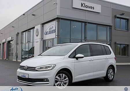 VW Touran Volkswagen Comf Navi ACC LED Pano E-Klappe Standhzg.