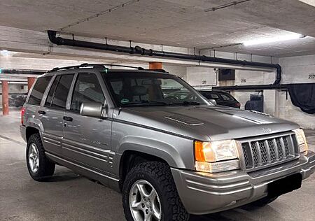 Jeep Grand Cherokee Limited 5,9L