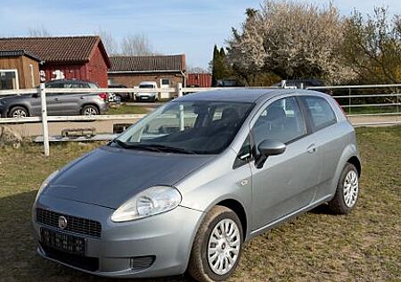 Fiat Punto 1.4 8V | TÜV 2028 | Bremsen & WSS NEU