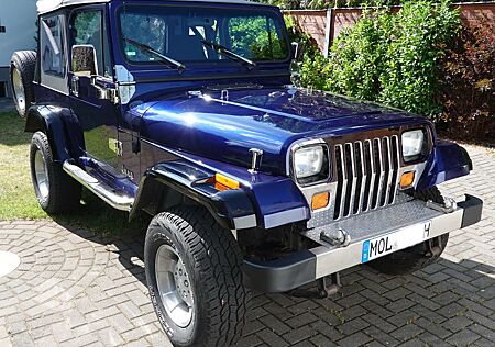 Jeep Wrangler YJ 4.0 Automatik Oldtimer Softtop