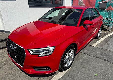 Audi A3 Limousine 30 TDI basis*SCHEKCHEFT*1.HAND*PDC*