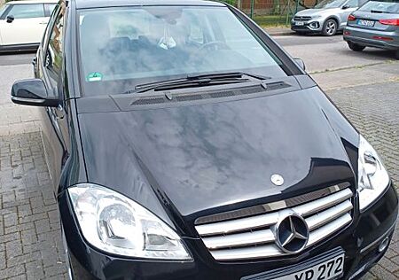 Mercedes-Benz A 180 BlueEFFICIENCY -KLIMA/PDC/17 ZOLL FELGEN