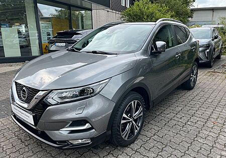 Nissan Qashqai N-Connecta LED AHK CAM EPH 18" Navi SHZ