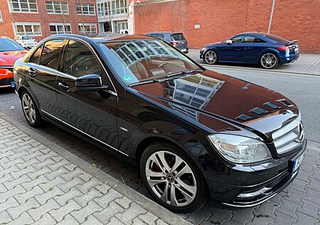 Mercedes-Benz C 180 CGI BlueEFFICIENCY AVANTG. Autom. AVAN...