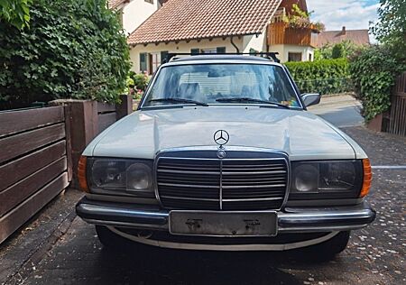 Mercedes-Benz 200