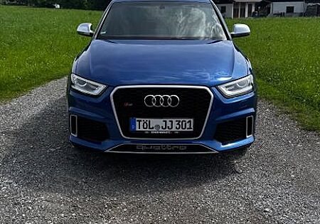 Audi RS Q3 RSQ3 2.5 TFSI S tronic quattro -