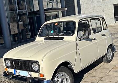 Renault R 4 mit 1.3 64 ps Motor