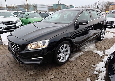 Volvo V60 Kombi Momentum