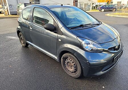 Toyota Aygo (X) Aygo (X) 1,0 Club Club