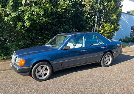 Mercedes-Benz E 260