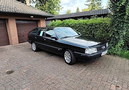Audi 100 Avant