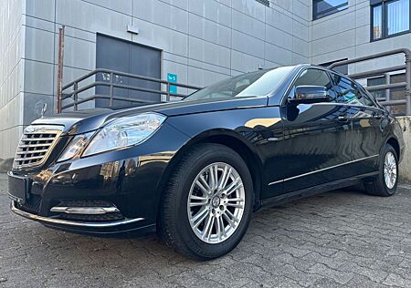 Mercedes-Benz E 220 CDI BLUE EFF. ELEGANCE AUT/NAV/PDC