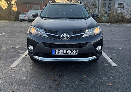 Toyota RAV 4 2,2-l-D-4D 4x4 Comfort Automatik Comfort