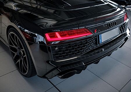 Audi R8 Spyder 5.2 FSI RWD performance