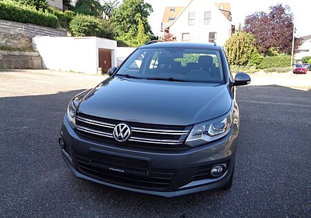VW Tiguan Volkswagen Trend & Fun BMT-Navi-Xenon-AHK- II Hand