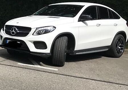 Mercedes-Benz GLE 350 d COUPE 4MATIC 3XAMG LINE*AIRMATIC*LED