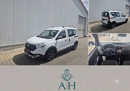 Dacia Dokker Stepway Celebration*Kamera*