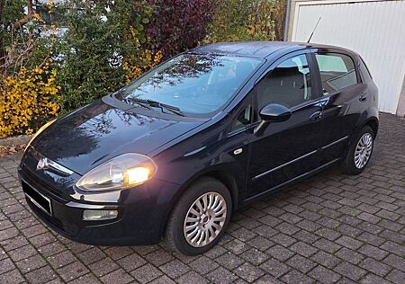 Fiat Punto EVO Blue&Me EZ 07/2011 erste Hand