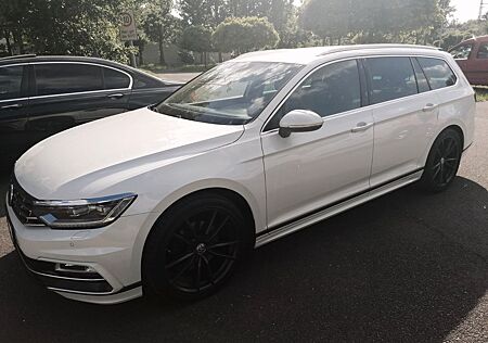 VW Passat Variant Volkswagen 2.0 TDI 140kW Rline Matrix