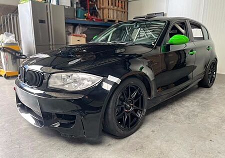 BMW 120d -Endurance rennwagen