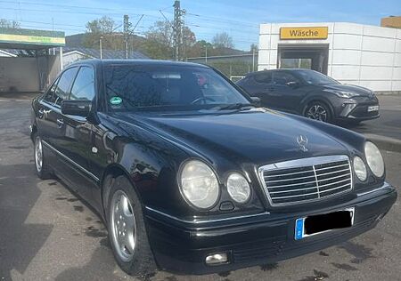 Mercedes-Benz E 280 AVANTGARDE (w210 E-Klasse)