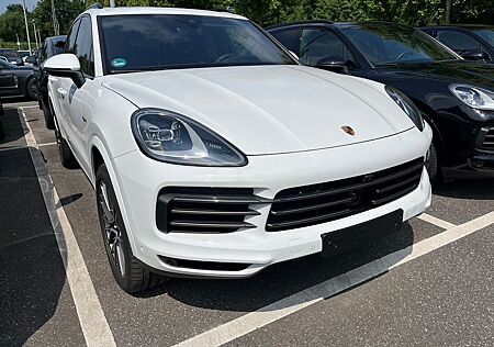 Porsche Cayenne E-Hybrid Platinum Edition