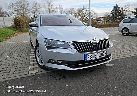 Skoda Superb 2.0 TDI SCR 140kW DSG PREMIUM EDIT CO...