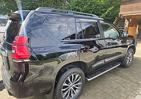 Toyota Land Cruiser 2.8 D-4D TEC-Edition Automatik ...