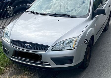 Ford Focus 1,6 Ti-VCT Titanium Titanium