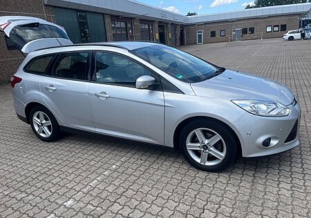 Ford Focus 1,6TDCi 85kW S/S Champions Edition Tur...