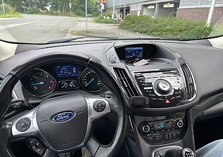 Ford Kuga 2,0 TDCi 2x4 110kW Titanium Titanium