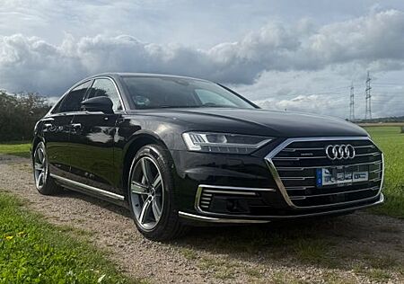 Audi A8 60 TFSI e quattro tiptronic -