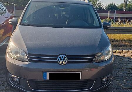 VW Touran Volkswagen 1T3 1.4 TSI 170PS DSG Highline Pano AHK