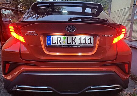 Toyota C-HR 2.0 Hybrid Orange Edition JBL