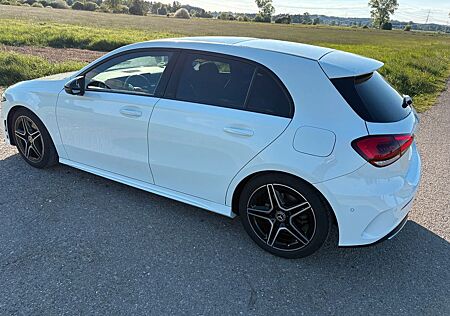 Mercedes-Benz A 200 4MATIC DCT - AMG Line