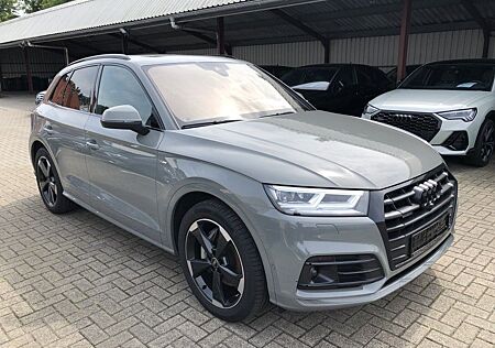 Audi Q5 55 TFSI e S Line Sport Pano Head ACC Matrix B