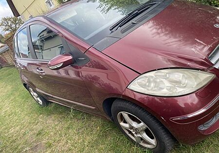 Mercedes-Benz A 170 gebraucht kaufen Mercedes-Benz A 170 ELEGANCE Elegance