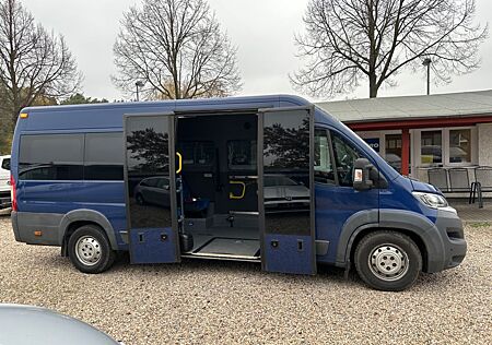 Fiat Ducato Maxi 3.0 JTD Behindertengerecht*9-Sitzer