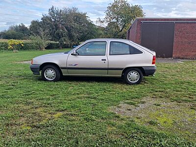Opel Kadett E-CC 1.6 Life  Automatik 7500km