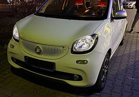 Smart ForFour prime Pano weiß/grau
