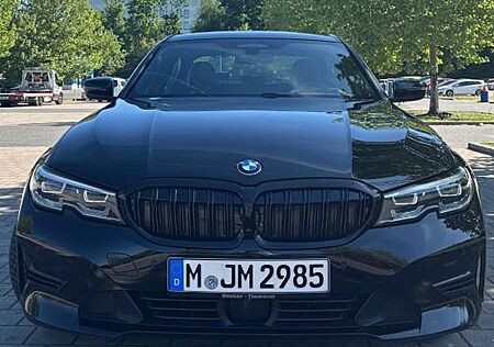 BMW 318D /AUT./VOLLDIG./MSPORT/HEADUP/GARANTIE/LEDER