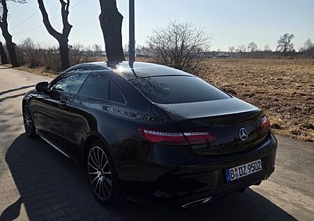 Mercedes-Benz E 400 4MATIC Autom. -