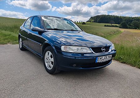 Opel Vectra B 1.6 16V - CC