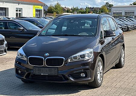 BMW 2er 220d Advantage Aut/Leder/Navi/LED/ParkAss